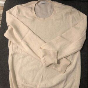 aritzia luxe cashmere sweater